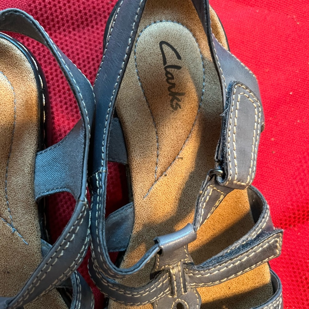 Clarks Kids Charcoal Sandals - Picture 3 of 5